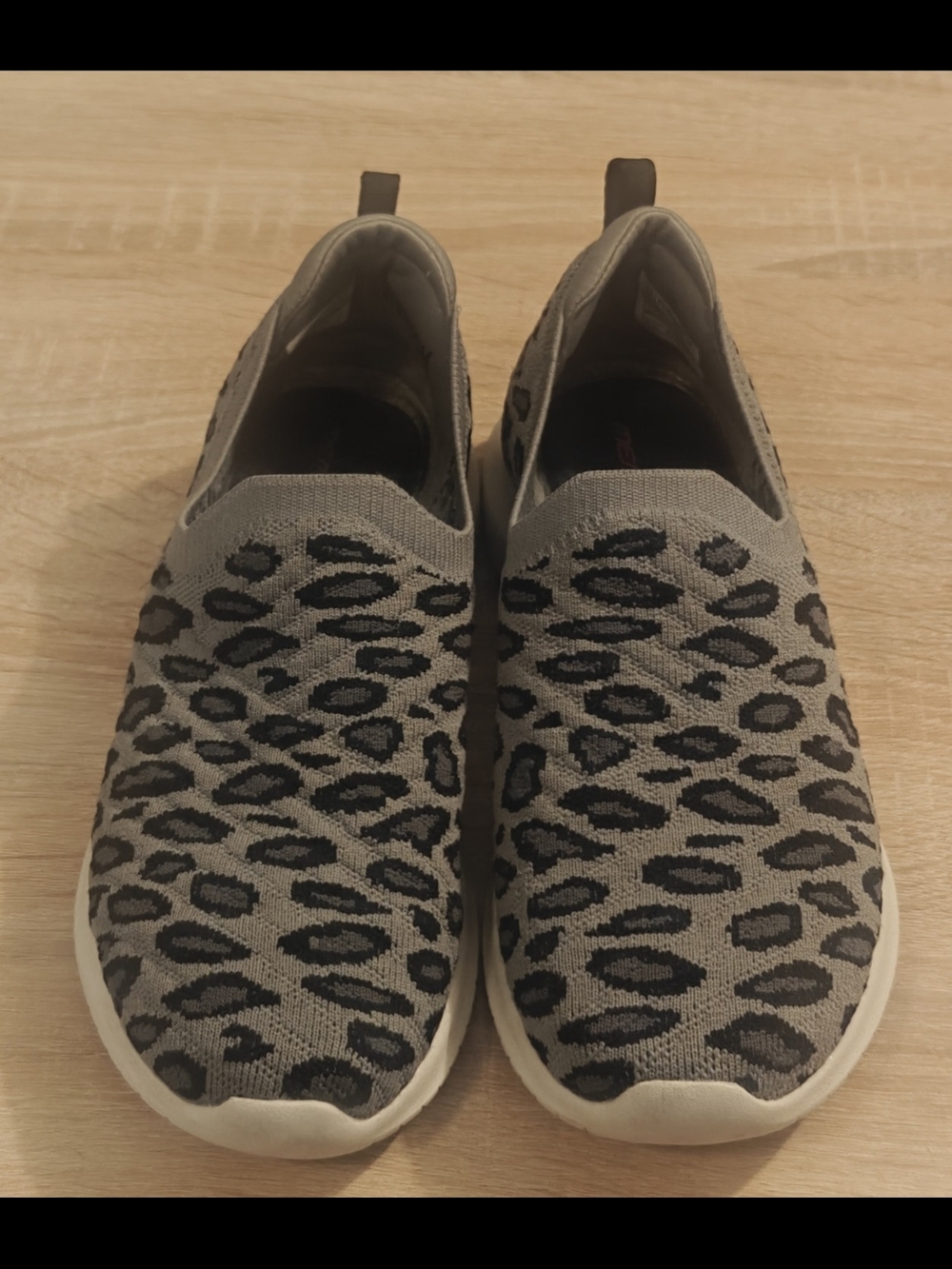 Women’s Skechers Gray Black Leopard Print Slip-On Memory Foam Shoes Size 7.5